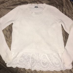 Gorgeous white layered aerie sweater
